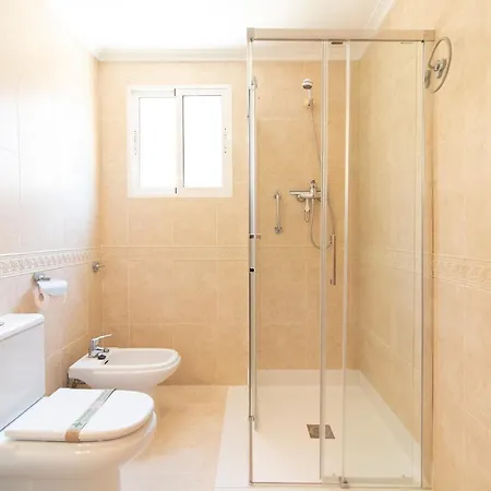 شقة Global Properties, Con Terraza En La Playa De Puerto *