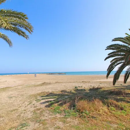 Global Properties, Con Terraza En La Playa De Puerto Apartment *